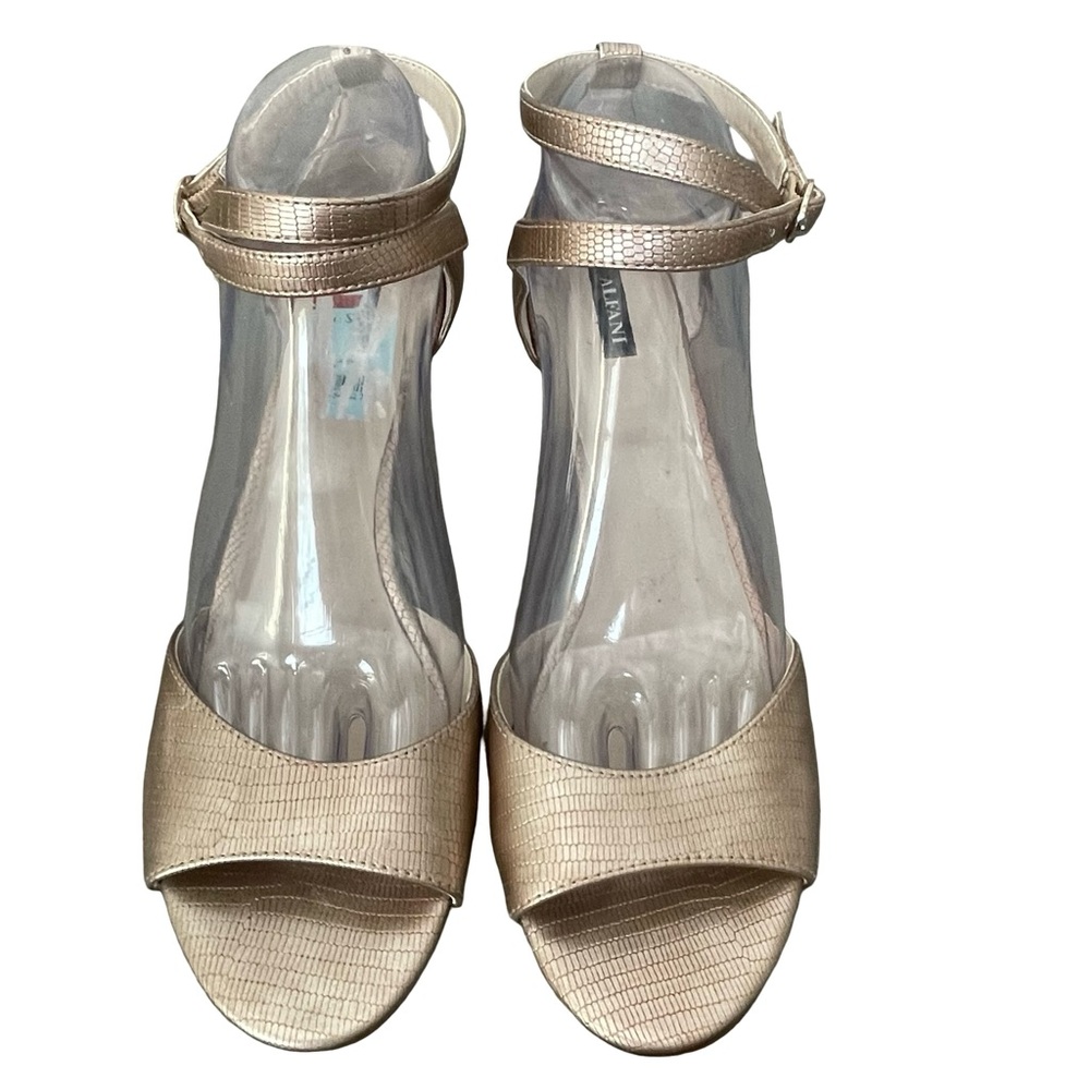 Alfani Galeah Ankle Strap Heels Gold Size 8 - Picture 3 of 9